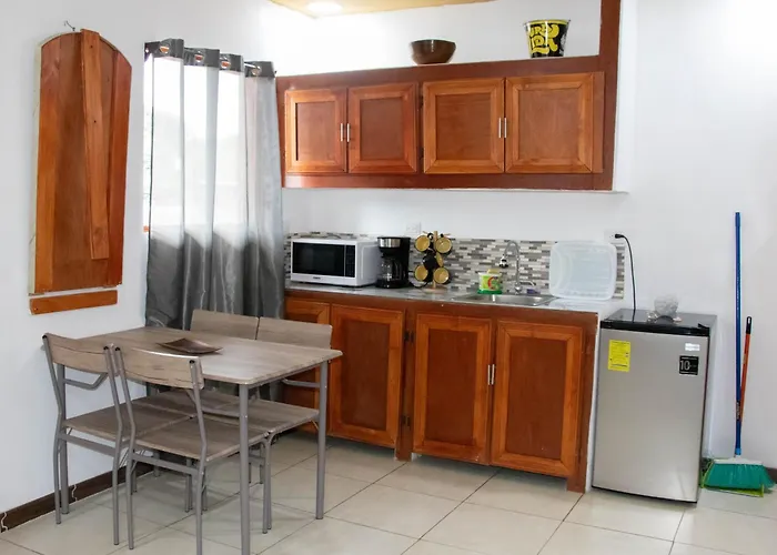 Lilo Apartamento, Y Lujoso * Liberia